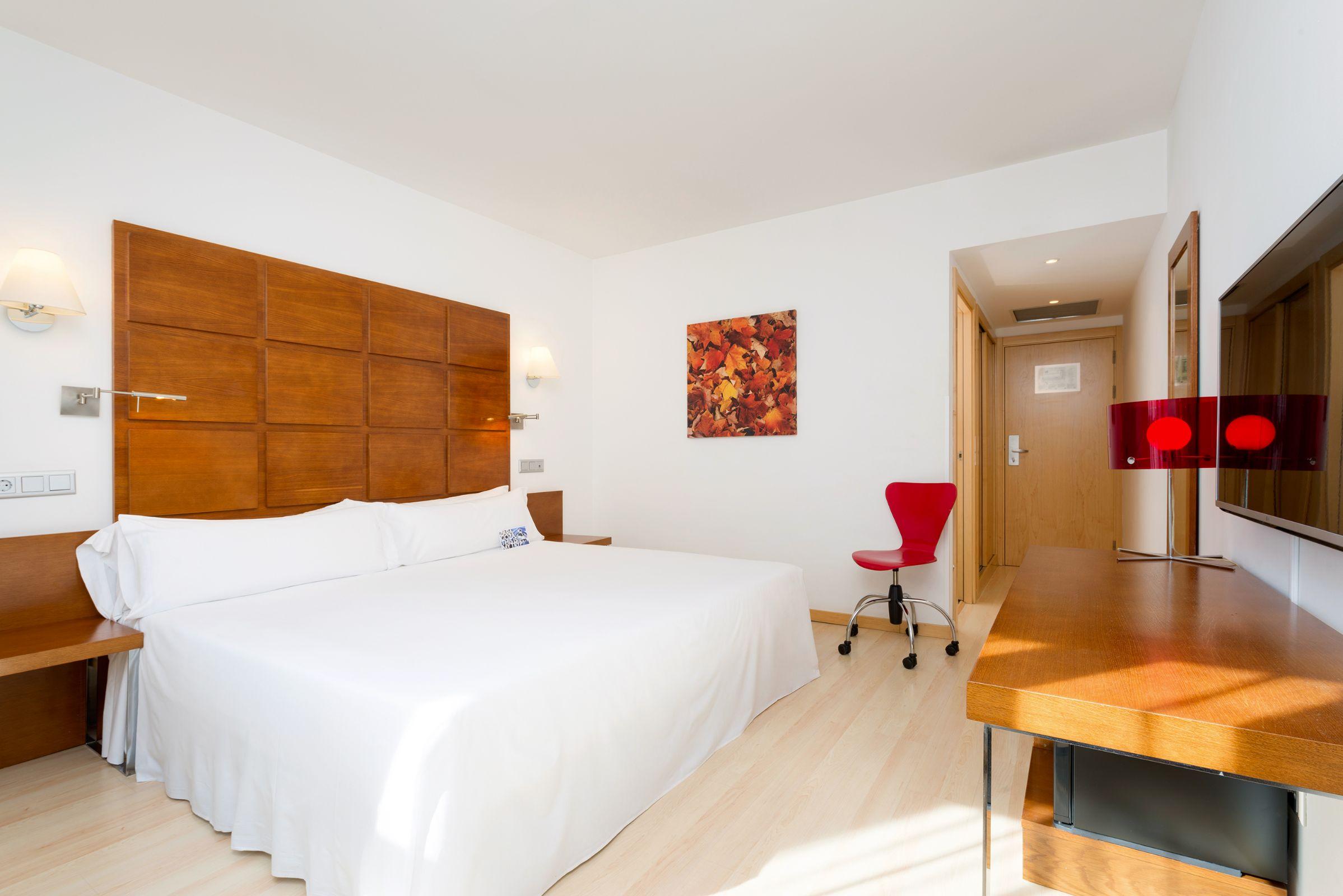 Hotel Zentral Ave Сарагоса Экстерьер фото