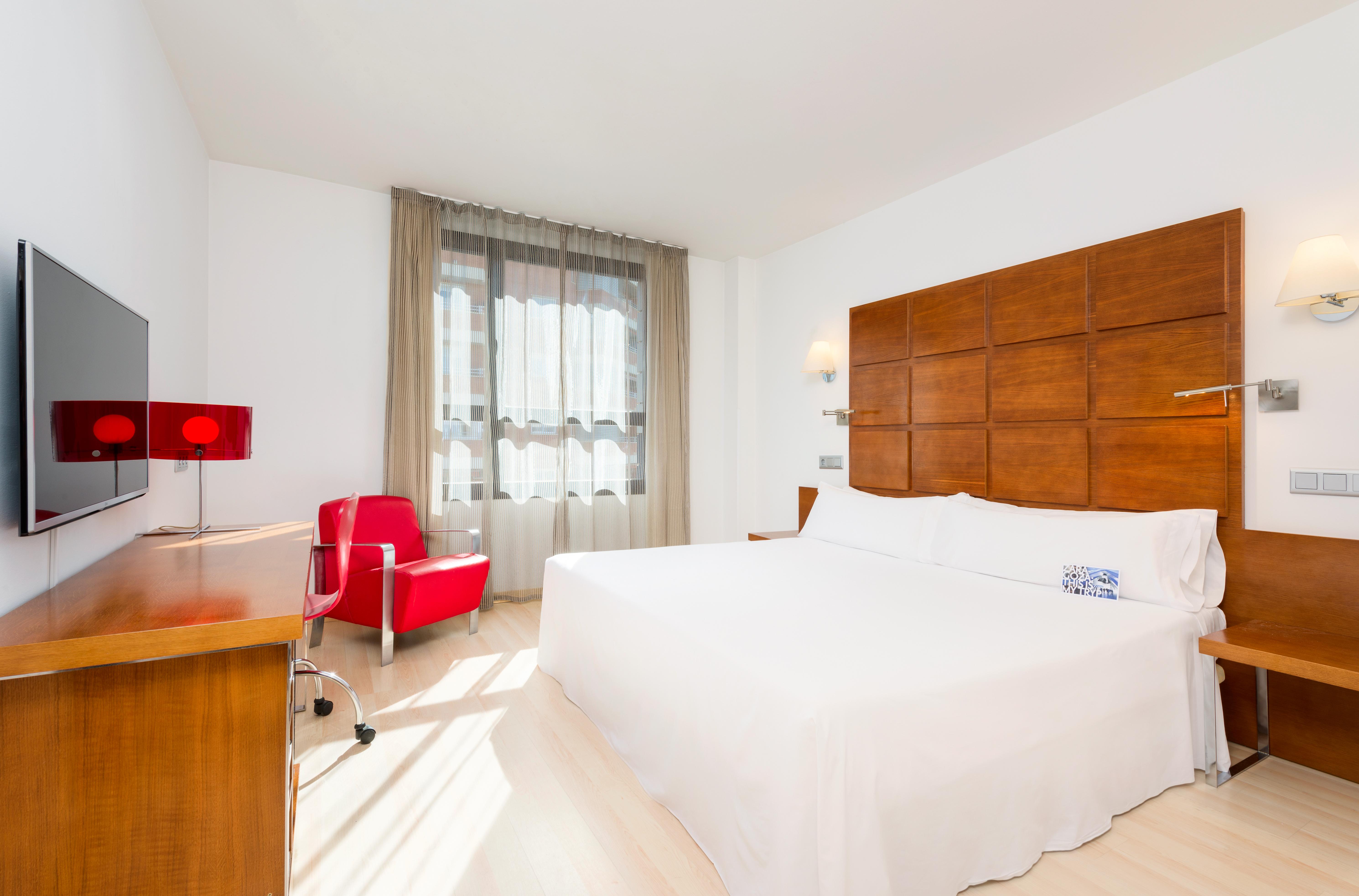 Hotel Zentral Ave Сарагоса Экстерьер фото