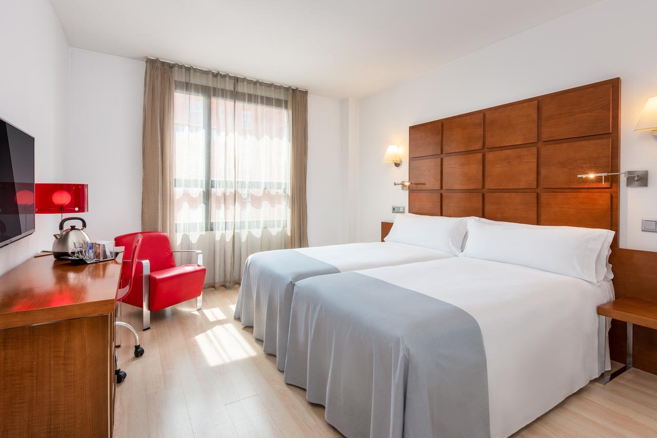Hotel Zentral Ave Сарагоса Экстерьер фото